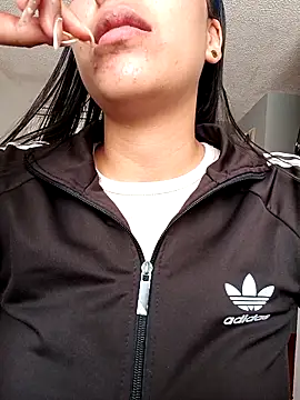 Bonny_Klote live XXX chat