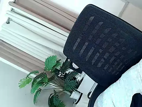 Show modela Miss_Cataluna69 na web-kameri