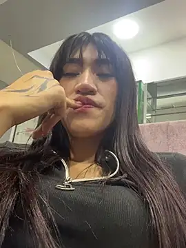 MikaRossi Chat XXX in diretta