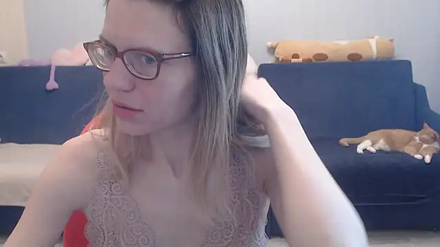 night_is_dark Adlı Modelin Canlı XXX Sohbeti