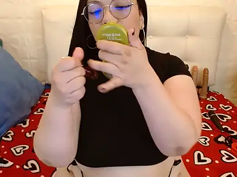 Chatroom XXX en direct de Angiee_BBW