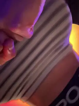 Chat XXX Live F3ckd0lllucy