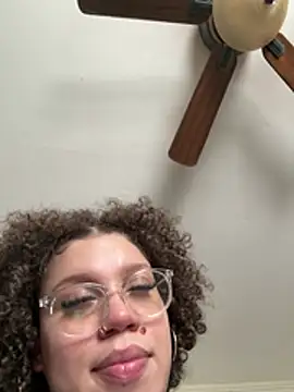 دردشة QueenNuttCollector الجنسية المباشرة