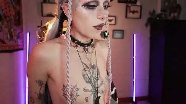 دردشة insania_9999_ الجنسية المباشرة