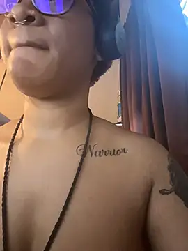 Онлайн чат XXX nickytheehawtie