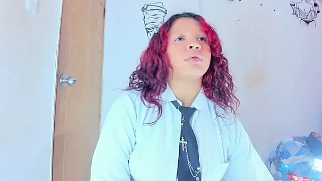 دردشة Emily_Coper18 الجنسية المباشرة