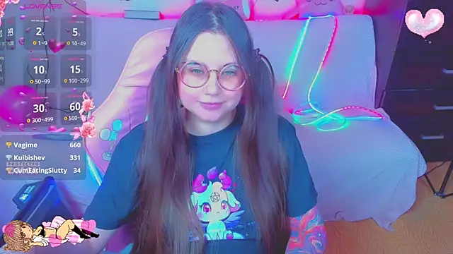 Lolisuccub: онлайн-секс-чат