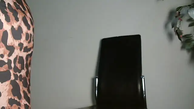 3littles' Live XXX Chat