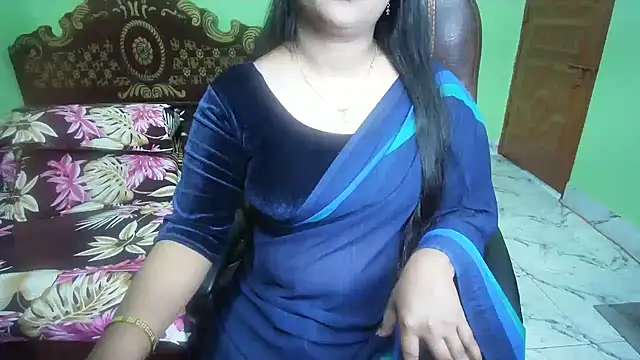 แชท XXX สดของ BengaliQueenStar