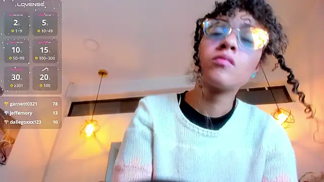 Hanna_Cornee_'s Live XXX Chat