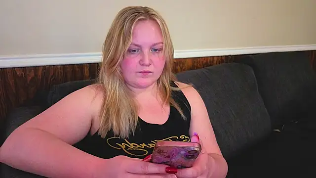 PhatAssBlond's Webcam Show