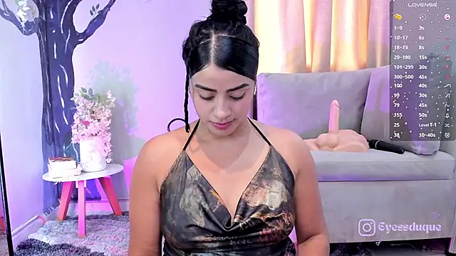 Eyes_Duque live XXX chat