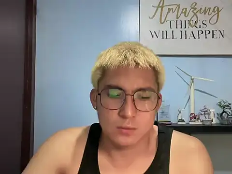 Kingdirtyfog Show in webcam