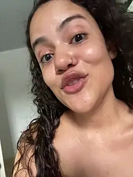 Živý XXX chat demonaughtyyy