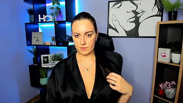 دردشة FUN_AMI الجنسية المباشرة