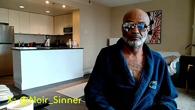sinnernoir's Live XXX Chat