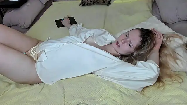 Vivian_Davis élő XXX-chatje