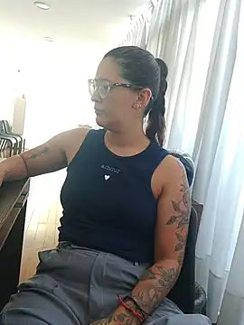 Živý XXX chat Harley-77