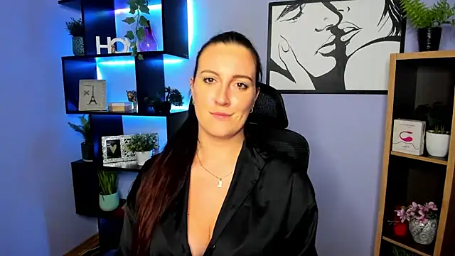 FUN_AMI Adlı Modelin Canlı XXX Sohbeti