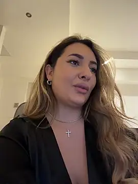 YaaraCollins 现场XXX聊天