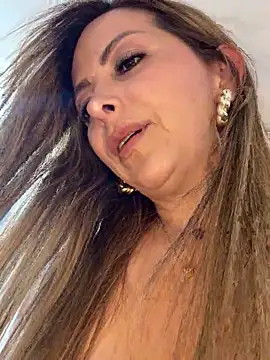 _Abril-Office1 – webcam-show