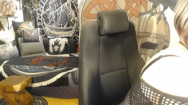 XXX chat uživo modela TittenMichelle