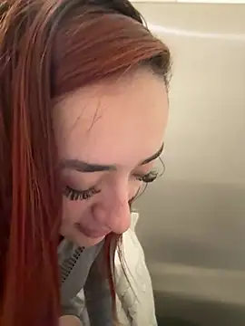 Chat XXX ao vivo de ariiel_