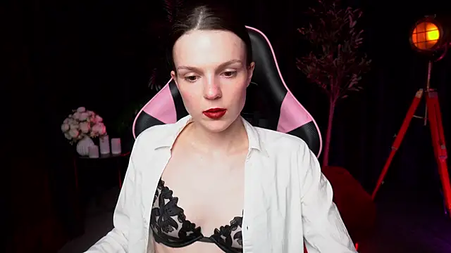 Wild_Alice_meのライブXXXチャット