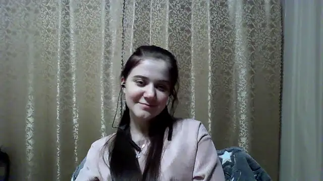 CarinaFolmarのライブXXXチャット