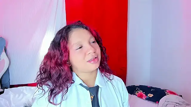 Emily_Coper18 Obrolan Langsung XXX