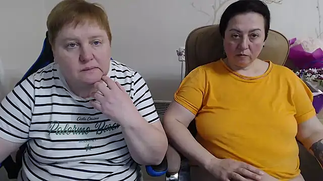 Онлайн чат XXX Bertie_Adeline