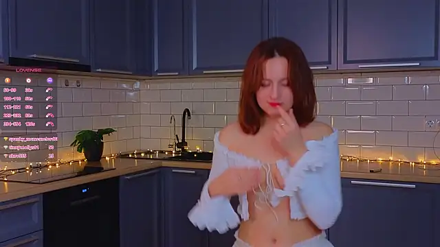 LolaCrazy_ Chat XXX in diretta