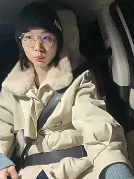 Y2Luvk élő XXX-chatje