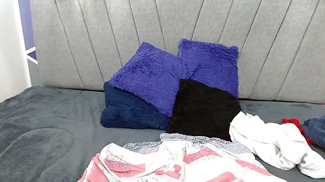 luna_merie: απευθείας συνομιλία ΧΧΧ