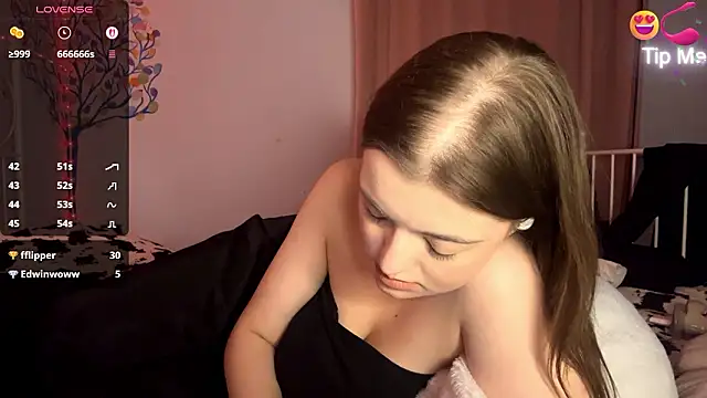 MistressBabe élő XXX-chatje