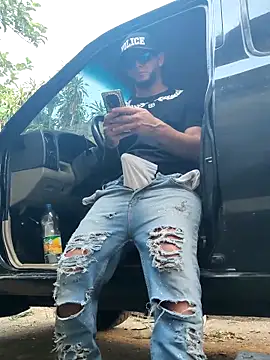 Show modela PIGHIGHDIRTY_p0 na web-kameri