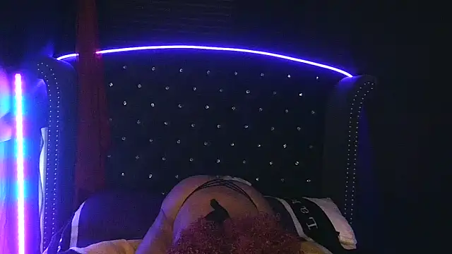 msyvette1970@xh live XXX chat