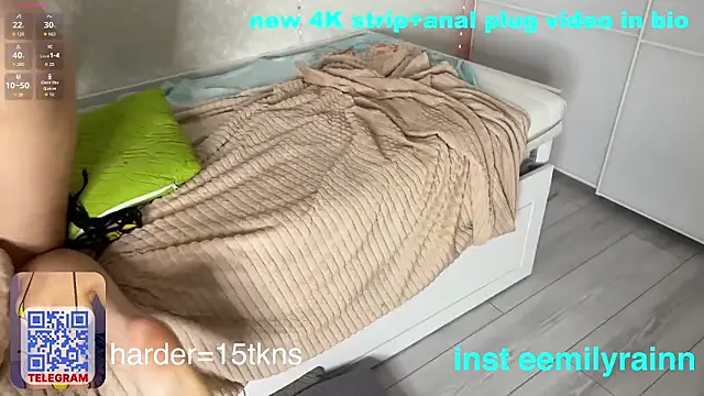 Show modela star_fucks na web-kameri