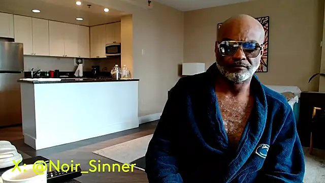 sinnernoir élő XXX-chatje