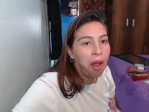 layanafuckass Live XXX-chat