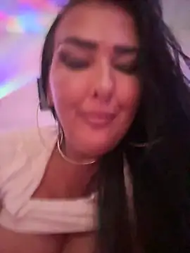 TiffanyRoxx: онлайн-секс-чат