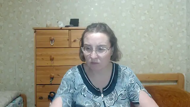 Smart_Rose Adlı Modelin Canlı XXX Sohbeti