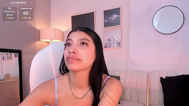 Tiffany_Low's Live XXX Chat