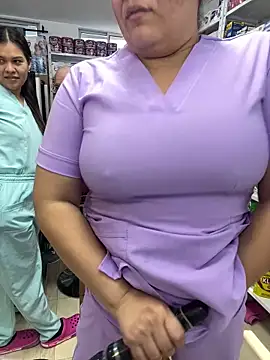 Chatroom XXX en direct de kandalove