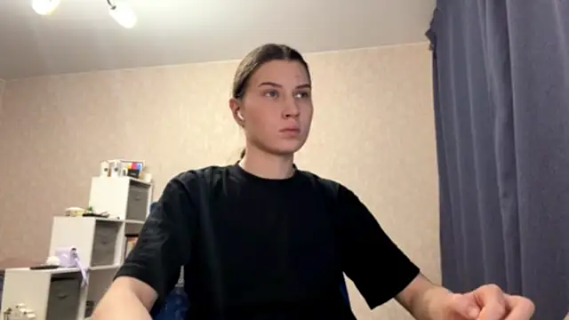 CloudyTube live XXX chat