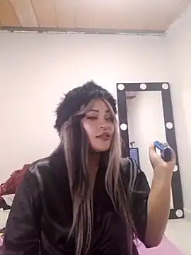 RubyCastellanos_XXXX: απευθείας συνομιλί α ΧΧΧ