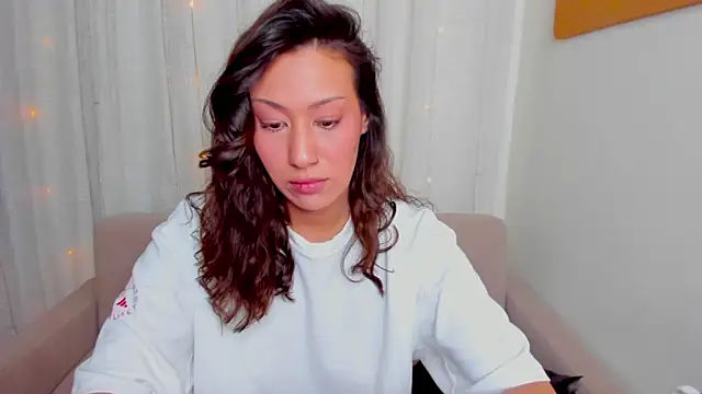 FieryHeartのライブXXXチャット