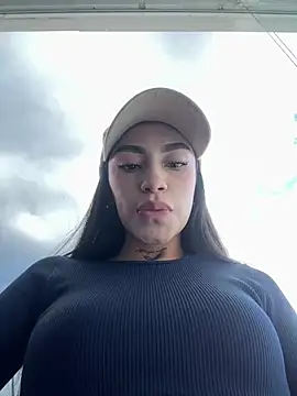 Bonny_Eva Chat XXX in diretta