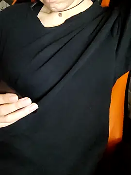 Aashikalaa Live XXX-Chat