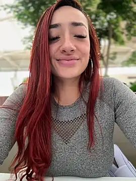 Chatroom XXX en direct de ariiel_